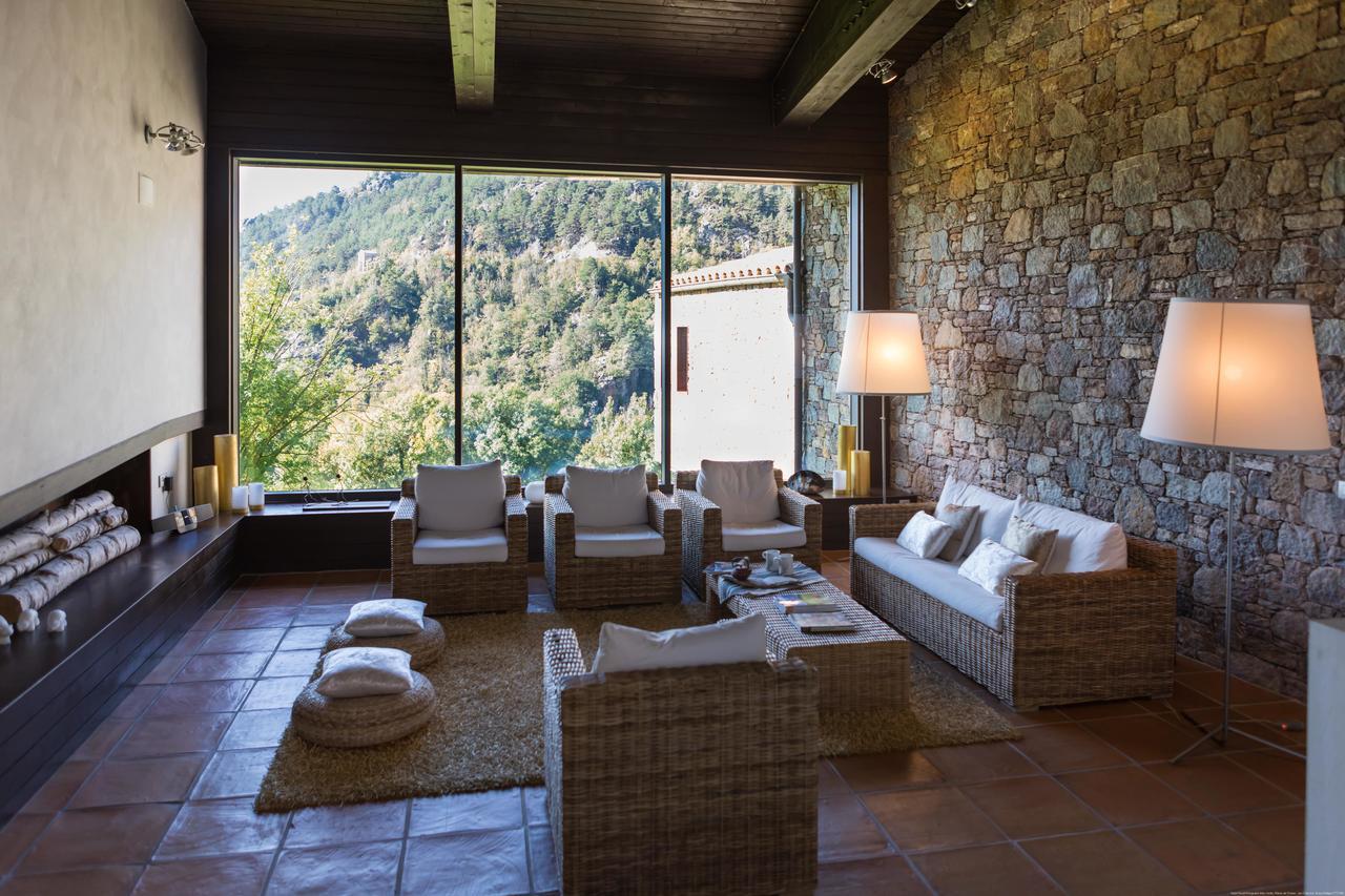 Hotel Rural-Spa Resguard Dels Vents Ribes De Freser Buitenkant foto